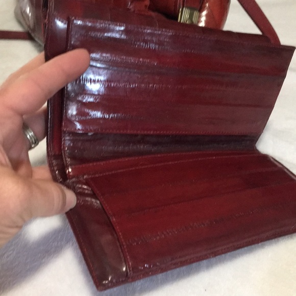 Burgundy eel skin satchel handbag short handle shoulder strap & matching wallet - Picture 13 of 14